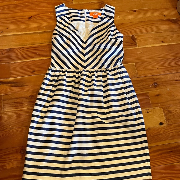 Stripy v neck dress - Picture 1 of 4